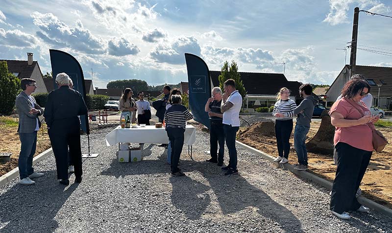 Succès des portes ouvertes terrains à vendre Montfort-le-Gesnois Sarthe