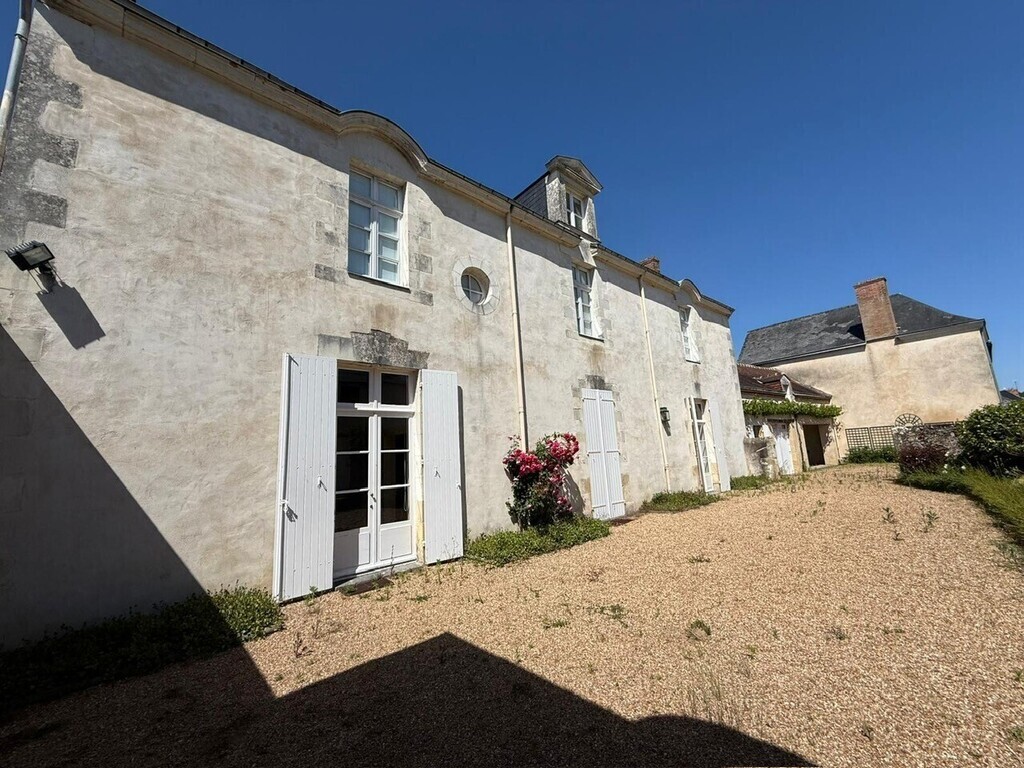 Prieuré en gestion locative par LELIEVRE Immobilier Sablé-sur-Sarthe