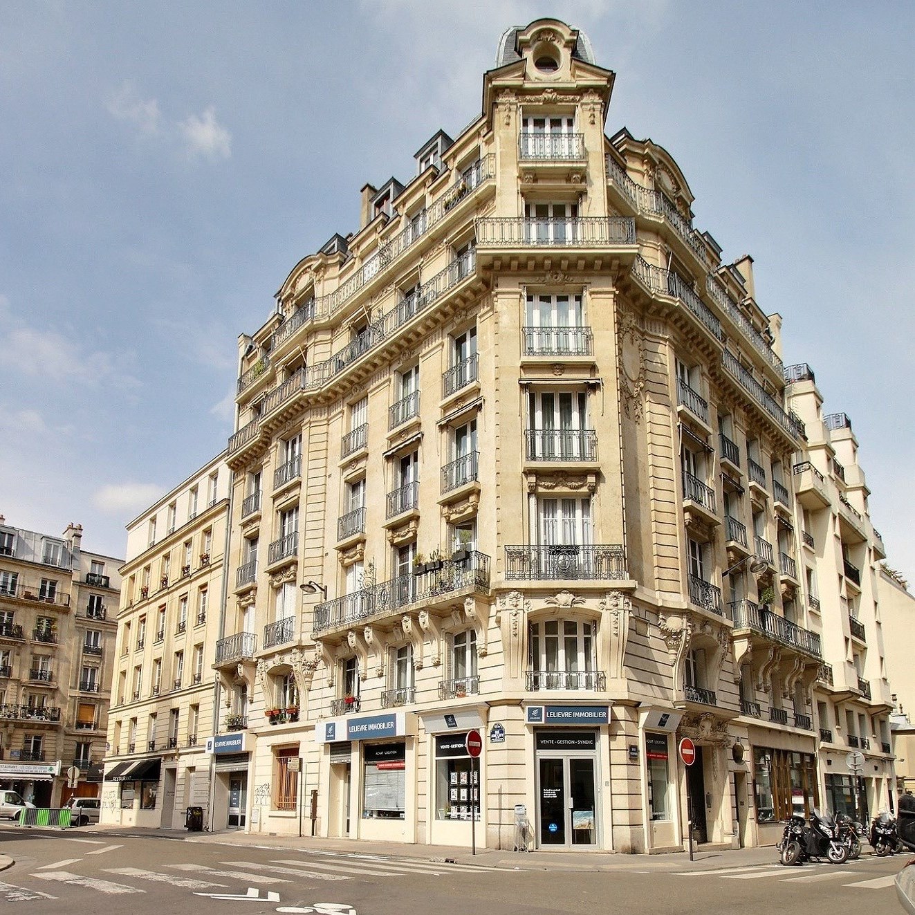 Agence Lelievre Paris Mairie Du 18eme Lelievre Immobilier