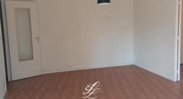 Location - Appartement 2 pièces 45 m<sup>2</sup>