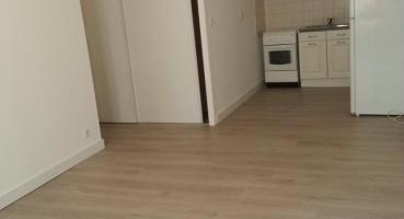 Location - Appartement 2 pièces 43 m<sup>2</sup>