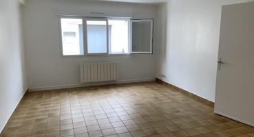Location - Appartement 2 pièces 45 m<sup>2</sup>