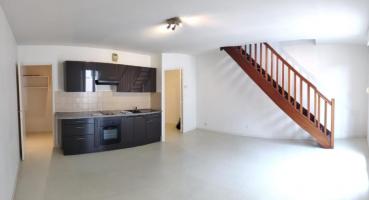 Location - Appartement 2 pièces 67 m<sup>2</sup>