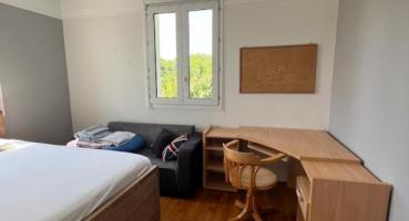 Location - Appartement 5 pièces 164 m<sup>2</sup>