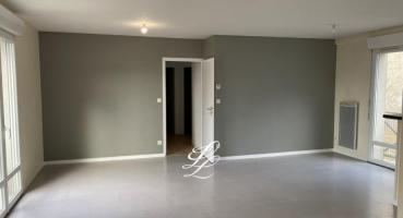 Location - Appartement 3 pièces 70 m<sup>2</sup>