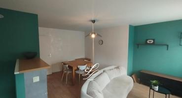 Location - Appartement 2 pièces 43 m<sup>2</sup>