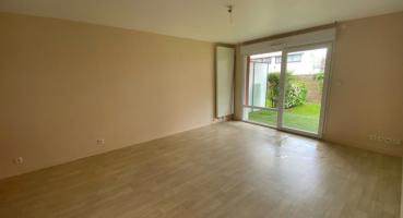 Location - Appartement 2 pièces 43 m<sup>2</sup>