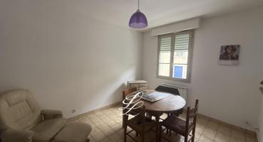 Location - Appartement 2 pièces 31 m<sup>2</sup>