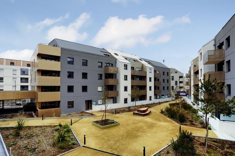 Réf. le-cours-dallonville - LE COURS d’ALLONVILLE