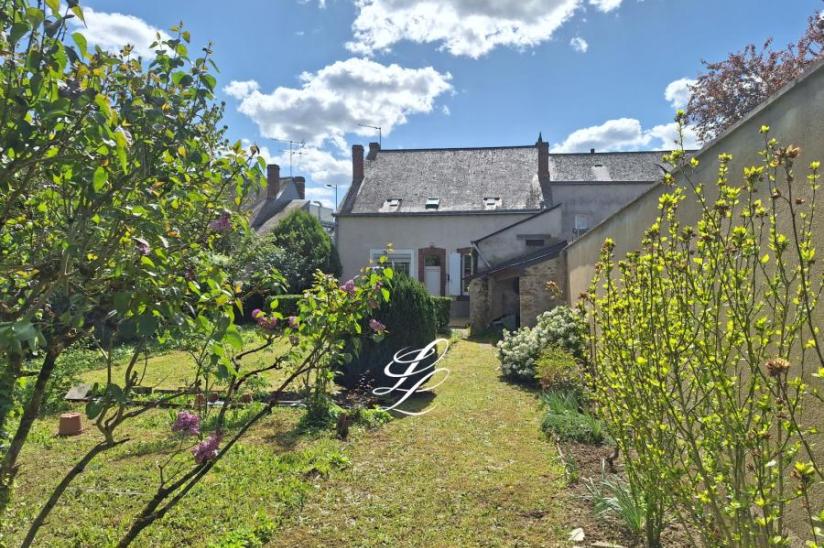 Vente - Maison 5 pièces 113 m2 SABLE SUR SARTHE| Lelièvre Immobilier — 4