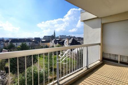 Vente - Appartement 5 pièces 94 m<sup>2</sup>