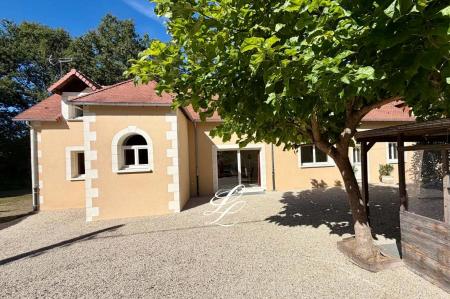 Vente - Maison 7 pièces 240 m<sup>2</sup>