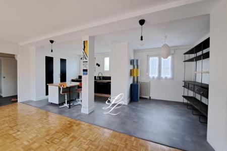 Vente - Appartement 5 pièces 109 m<sup>2</sup>