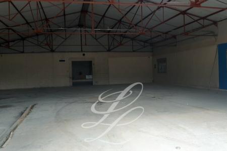 Location - LOCAL D'ACTIVITE 600 m<sup>2</sup>