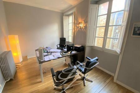 Location - BUREAUX 84.2 m<sup>2</sup>