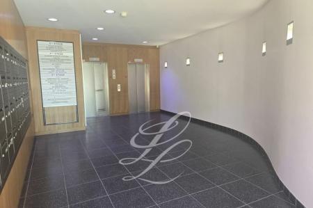 Location - BUREAUX 26.7 m<sup>2</sup>