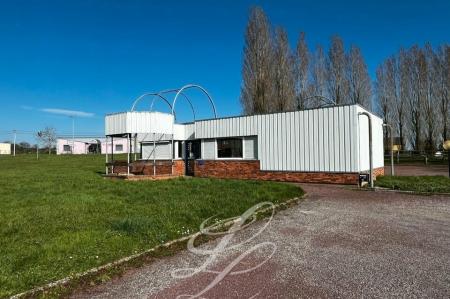 Vente - BUREAUX 320 m<sup>2</sup>