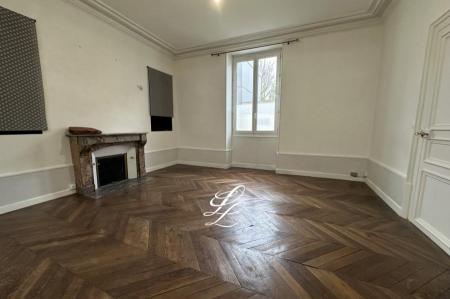 Vente - Maison 7 pièces 170 m<sup>2</sup>