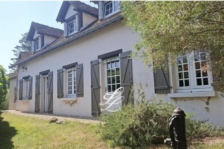 Vente - Maison 6 pièces 204 m<sup>2</sup>