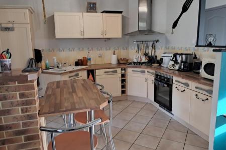 Vente - Maison 6 pièces 150 m<sup>2</sup>