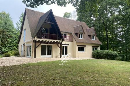 Vente - Maison 7 pièces 213 m<sup>2</sup>