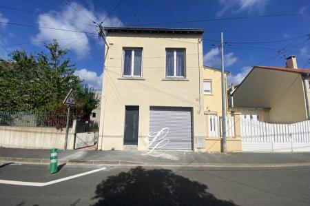 Vente - Hôtel particulier 5 pièces 120 m<sup>2</sup>