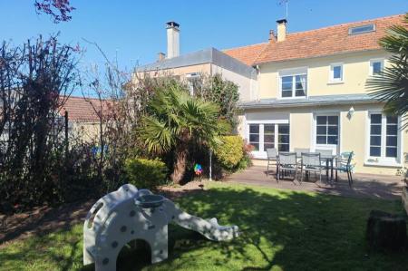 Vente - Maison 7 pièces 96 m<sup>2</sup>
