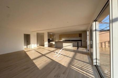 Vente - Appartement 6 pièces 217 m<sup>2</sup>