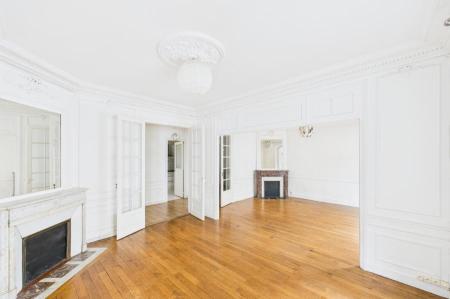 Vente - Appartement 4 pièces 99 m<sup>2</sup>