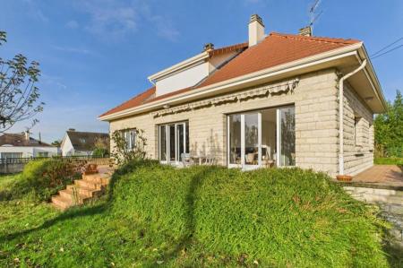 Vente - Maison 5 pièces 150 m<sup>2</sup>