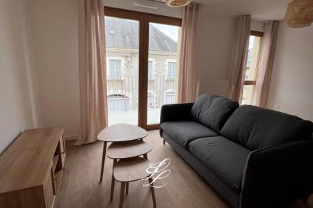 Location - Appartement 2 pièces 47 m<sup>2</sup>