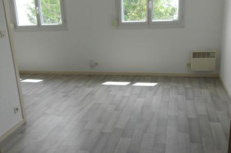 Location - Appartement 1 pièces 33 m<sup>2</sup>