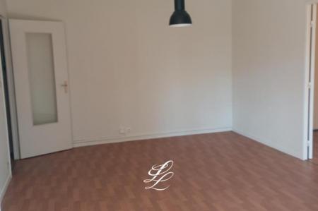 Location - Appartement 2 pièces 45 m<sup>2</sup>