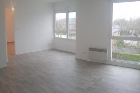 Location - Appartement 2 pièces 49 m<sup>2</sup>