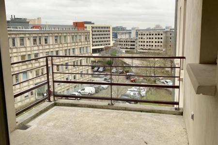 Location - Appartement 2 pièces 43 m<sup>2</sup>