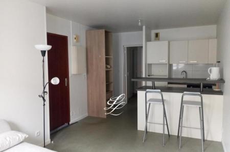 Location - Appartement 2 pièces 38 m<sup>2</sup>