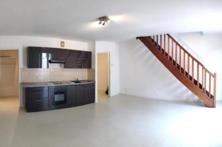 Location - Appartement 2 pièces 67 m<sup>2</sup>