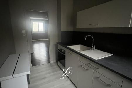 Location - Appartement 2 pièces 55 m<sup>2</sup>