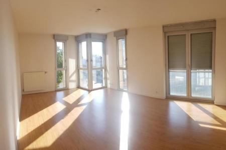 Location - Appartement 3 pièces 79 m<sup>2</sup>