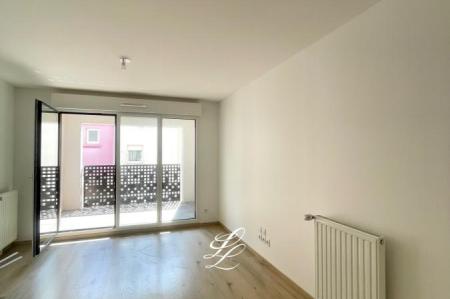 Location - Appartement 2 pièces 42 m<sup>2</sup>