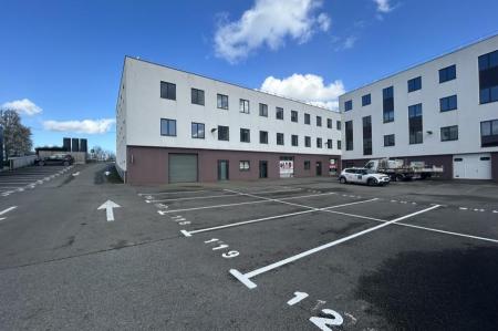 Location - Local 5 pièces 296 m<sup>2</sup>