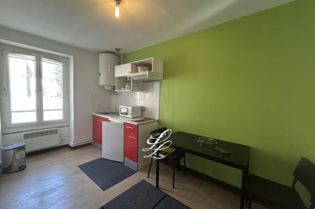 Location - Appartement 1 pièces 32 m<sup>2</sup>