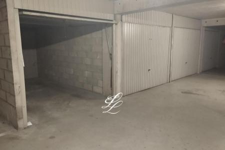 Location - Garage 1 pièces 13 m<sup>2</sup>