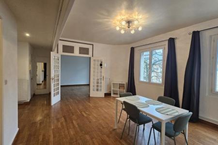 Location - Appartement 3 pièces 74 m<sup>2</sup>