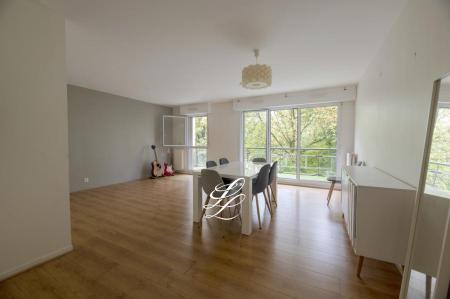 Location - Appartement 4 pièces 75 m<sup>2</sup>