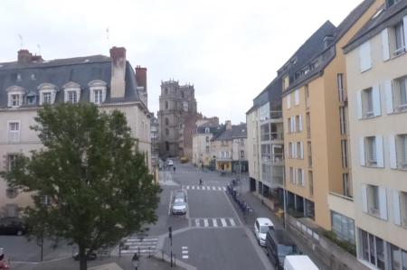 Location - Appartement 3 pièces 73 m<sup>2</sup>