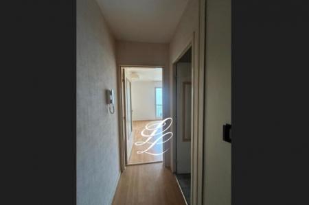 Location - Appartement 1 pièces 30 m<sup>2</sup>