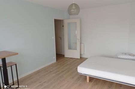 Location - Appartement 1 pièces 30 m<sup>2</sup>