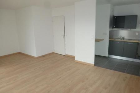 Location - Appartement 3 pièces 64 m<sup>2</sup>