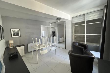 Location - Appartement 2 pièces 30 m<sup>2</sup>